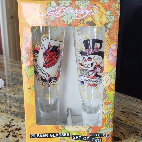 ED HARDY pilsner beer glasses NWOT 🍻 - Picture 10 of 11